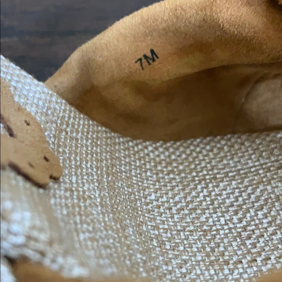 Beverly Feldman sequin platform heels NWOT - Picture 4 of 4